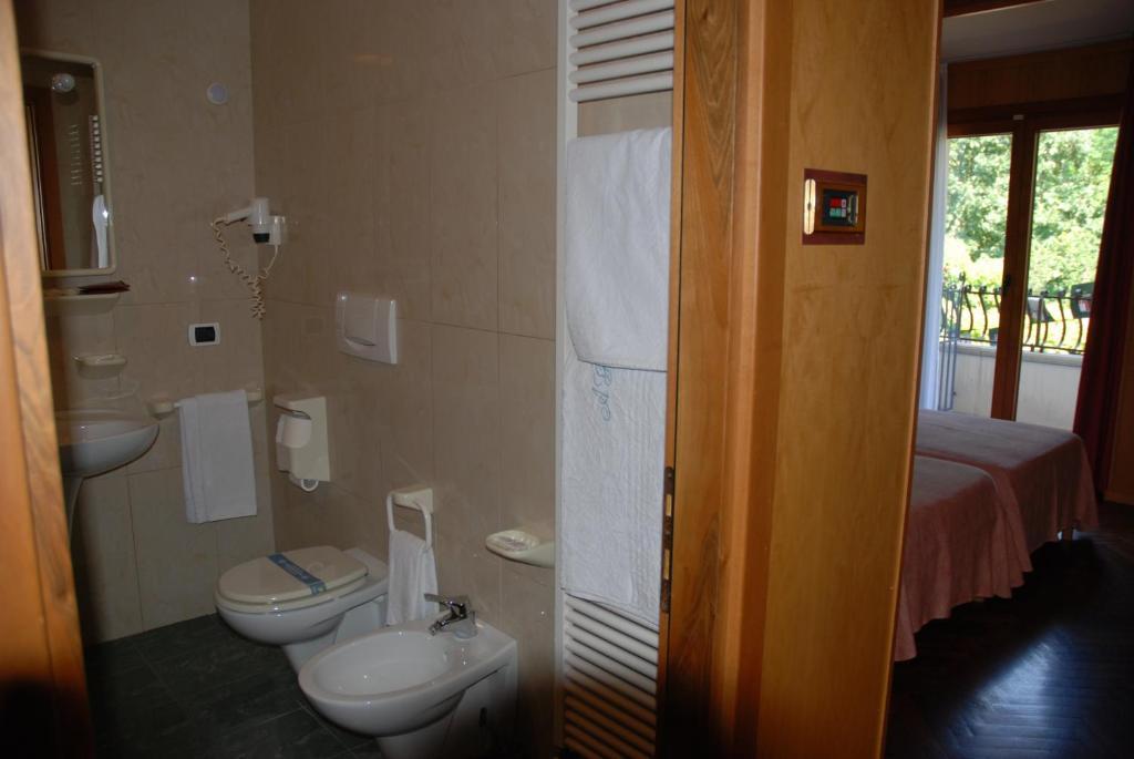 Al Giardino Hotel Fanna Екстериор снимка
